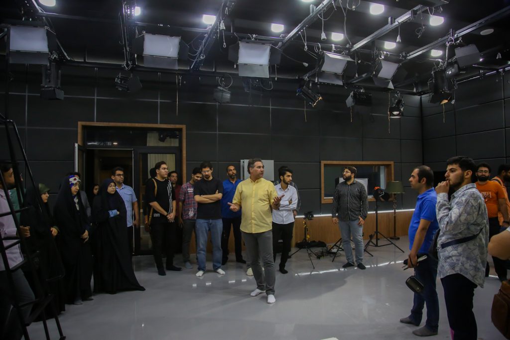 نشست فرهنگی انتقال تجربه «مدیریت زمان و بودجه در تولید فیلمکوتاه» در قم برگزار شد انجمن سینمای جوانان ایران - دفترقم پایگاه خبری قم سینما