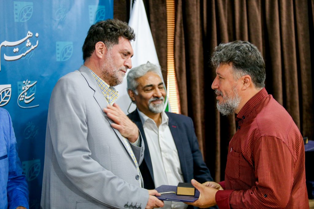 معلمان سینما در قم تجلیل شدند انجمن سینمای جوانان ایران - دفترقم پایگاه خبری قم سینما