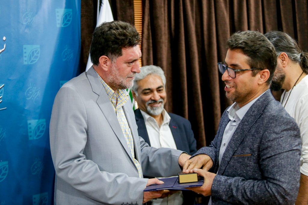 معلمان سینما در قم تجلیل شدند انجمن سینمای جوانان ایران - دفترقم پایگاه خبری قم سینما