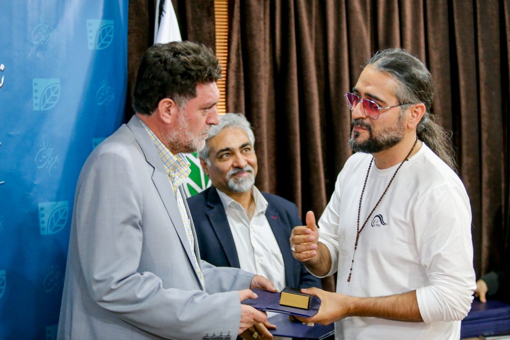 معلمان سینما در قم تجلیل شدند انجمن سینمای جوانان ایران - دفترقم پایگاه خبری قم سینما