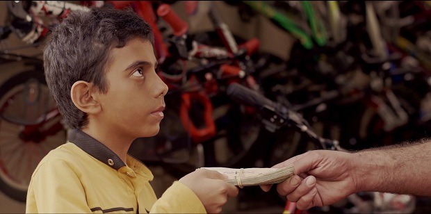 درخشش فیلمکوتاه «ایار» در جشنواره «رینبو» لندن انجمن سینمای جوانان ایران - دفترقم پایگاه خبری قم سینما